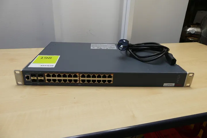 Avaya Netzwerk-Switch, PoE Modell: 3524GT-PWR+